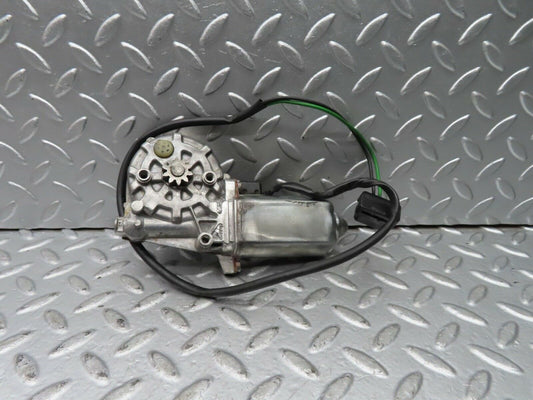 21440 Mercedes-Benz W126 300SE Rear Right Window Regulator Motor 0130821036