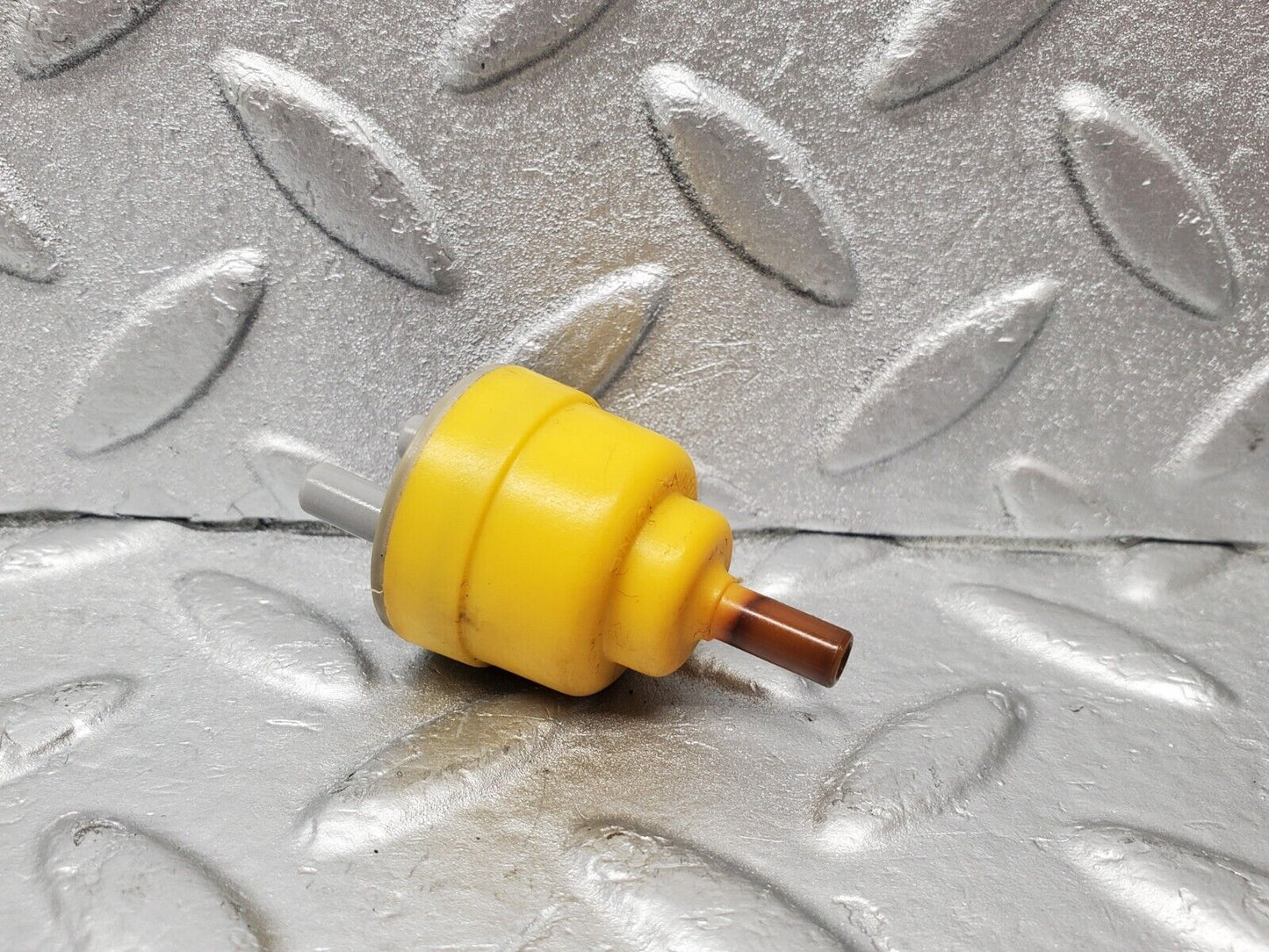 46671 Mercedes-Benz C123 280CE Coupe Vacuum Check Valve 1238000278