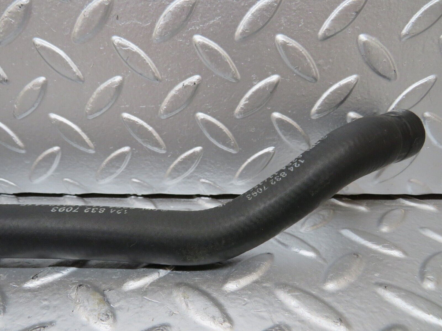 25796 Mercedes-Benz W124 280E Heater Hose 1248327093