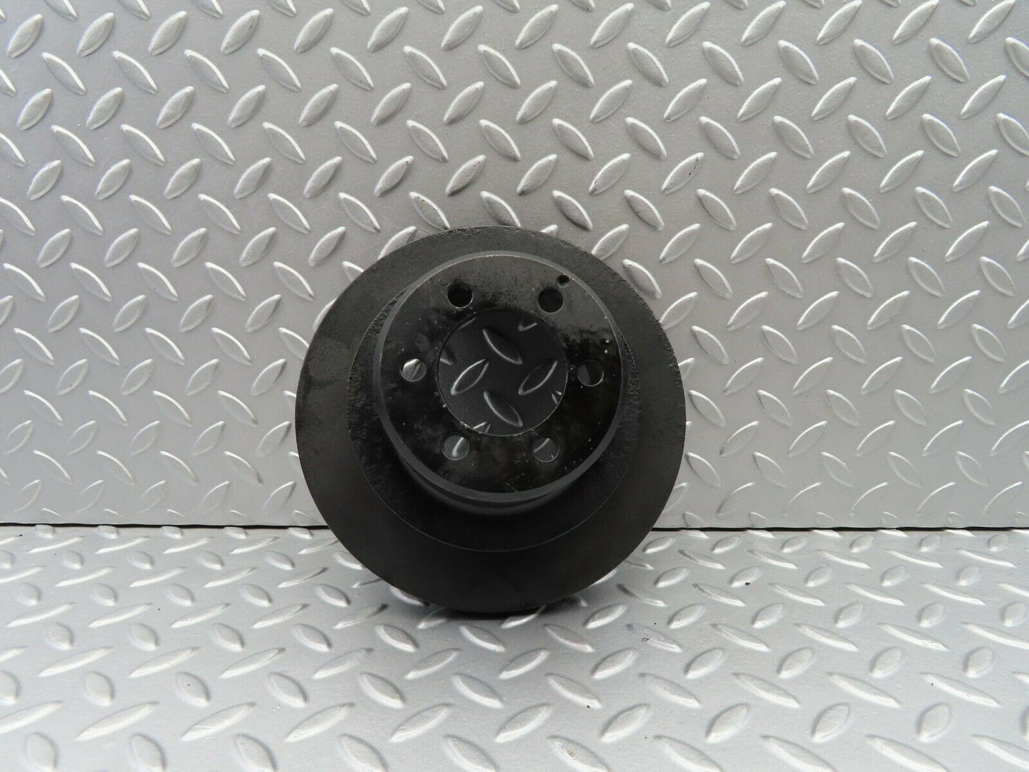 6399 Mercedes-Benz W126 380SE Crankshaft Pulley