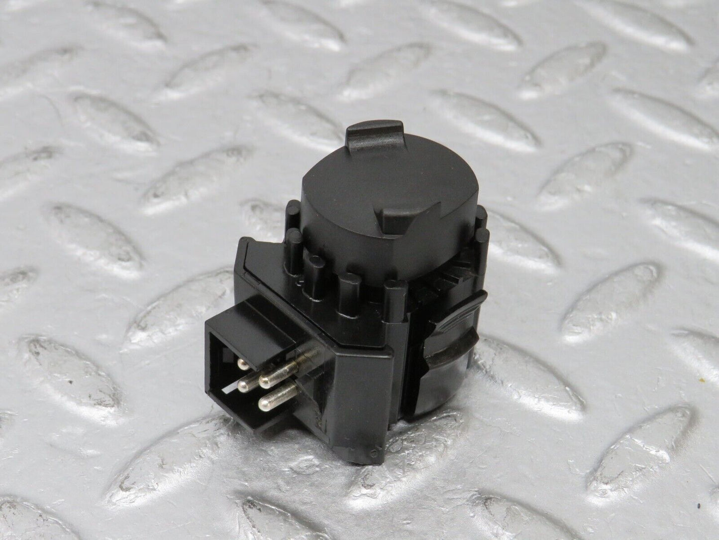 36075 Mercedes-Benz W126 420SE Kick Down Switch 0025452214