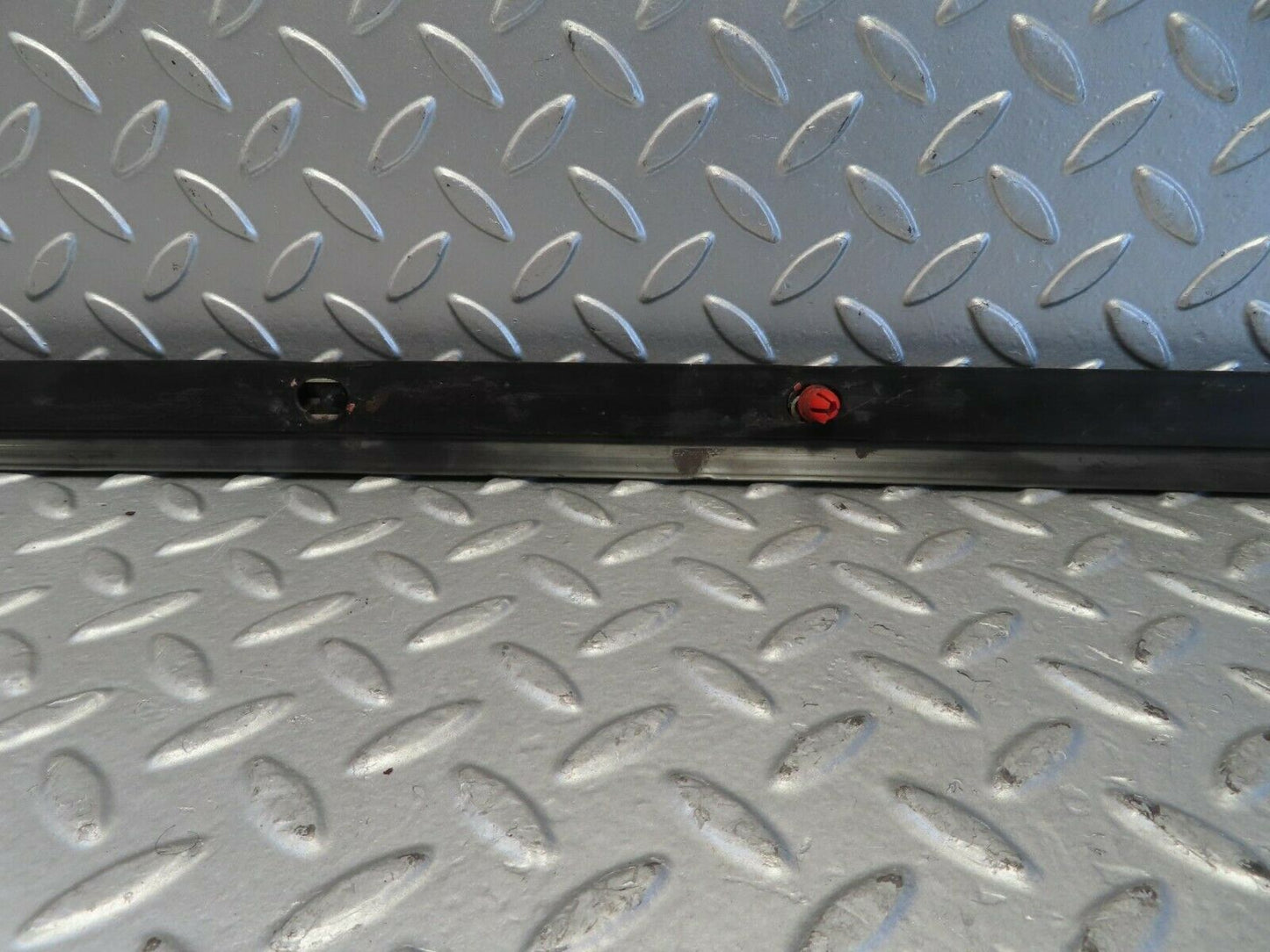 15729 Mercedes-Benz R107 450SL Coupe Left Door Centre Moulding Trim