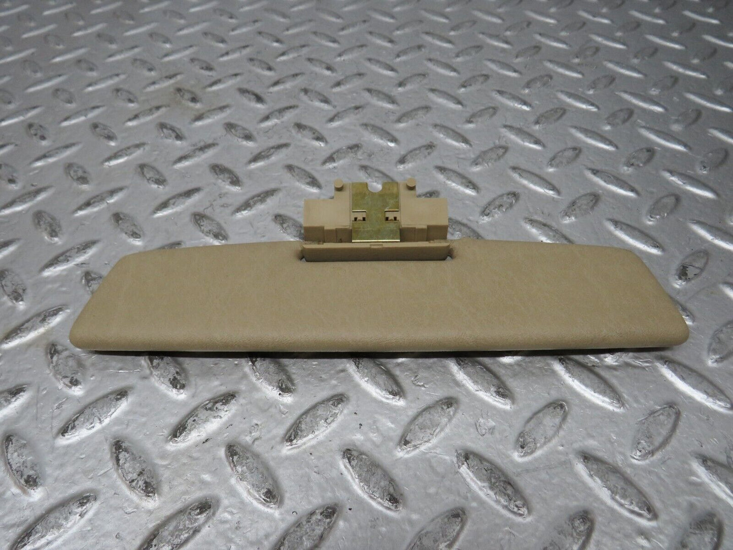 27591 Mercedes-Benz S124 300TE Wagon Middle Sun Visor Beige