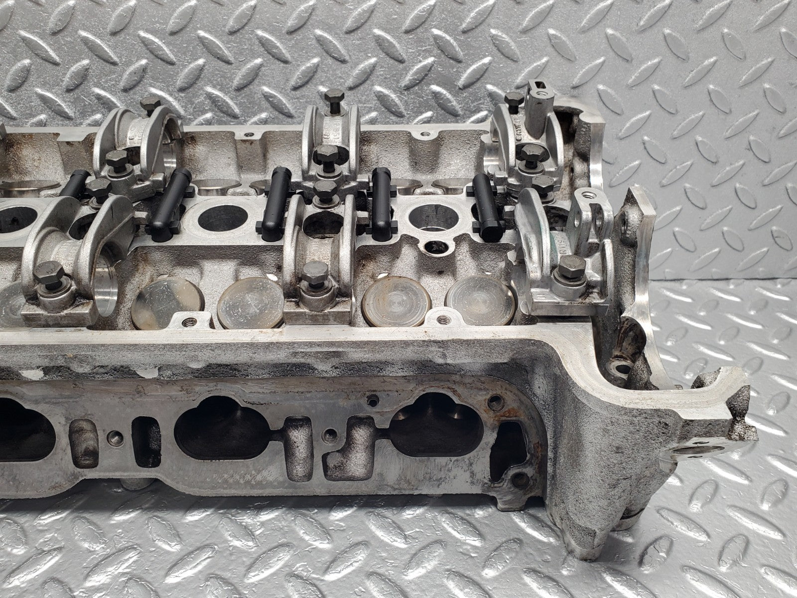 W140 cylinder head left side used OEM