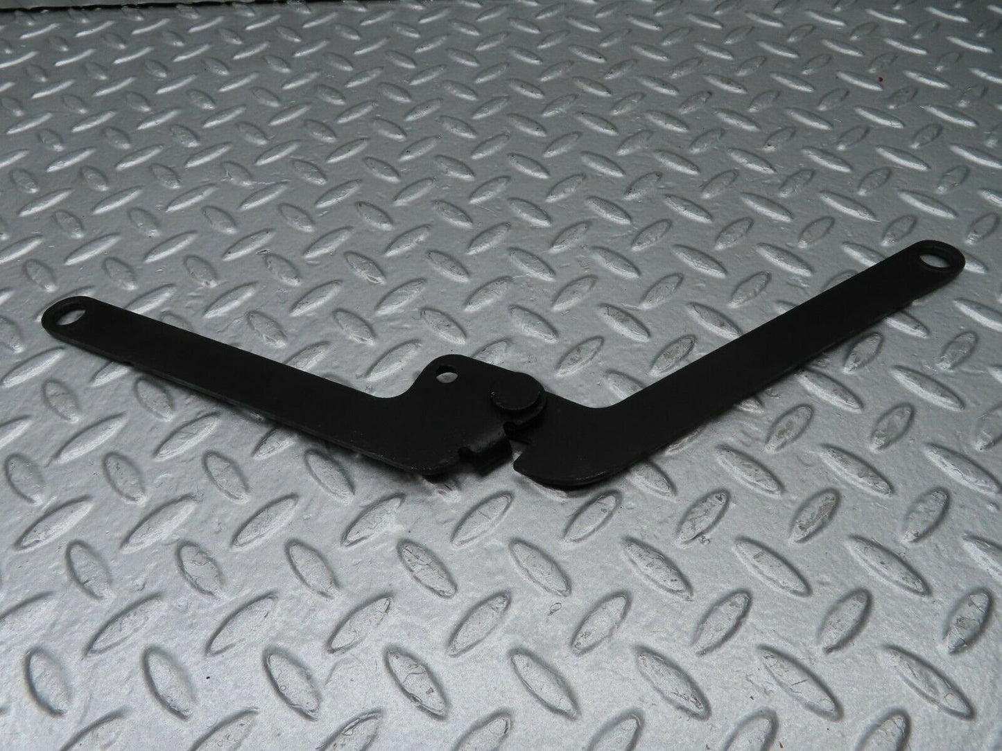19830 Mercedes-Benz W108 280SE Bonnet Hinge Left
