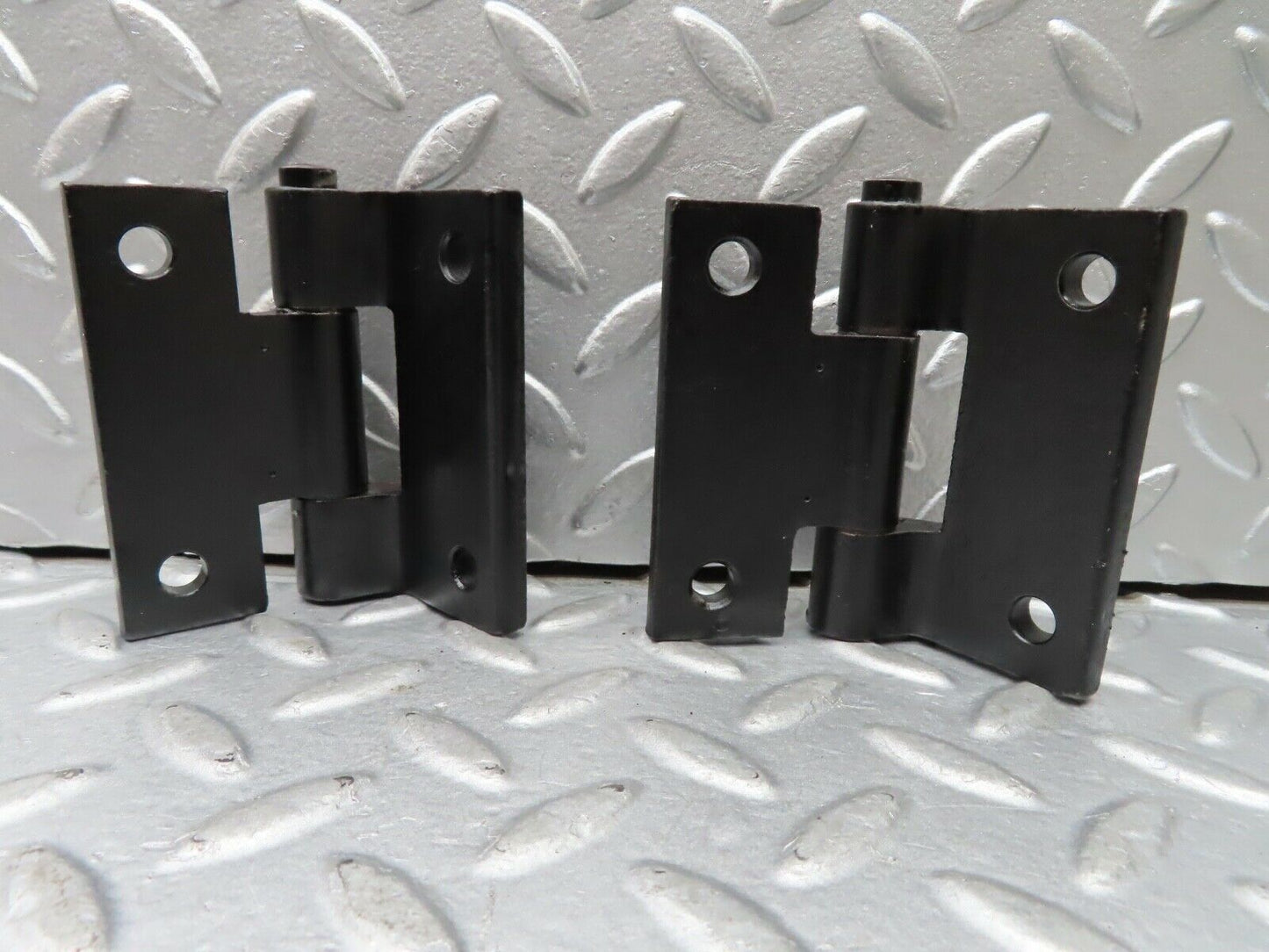 20227 Mercedes-Benz W114 280CE Coupe Right Door Hinges Pair