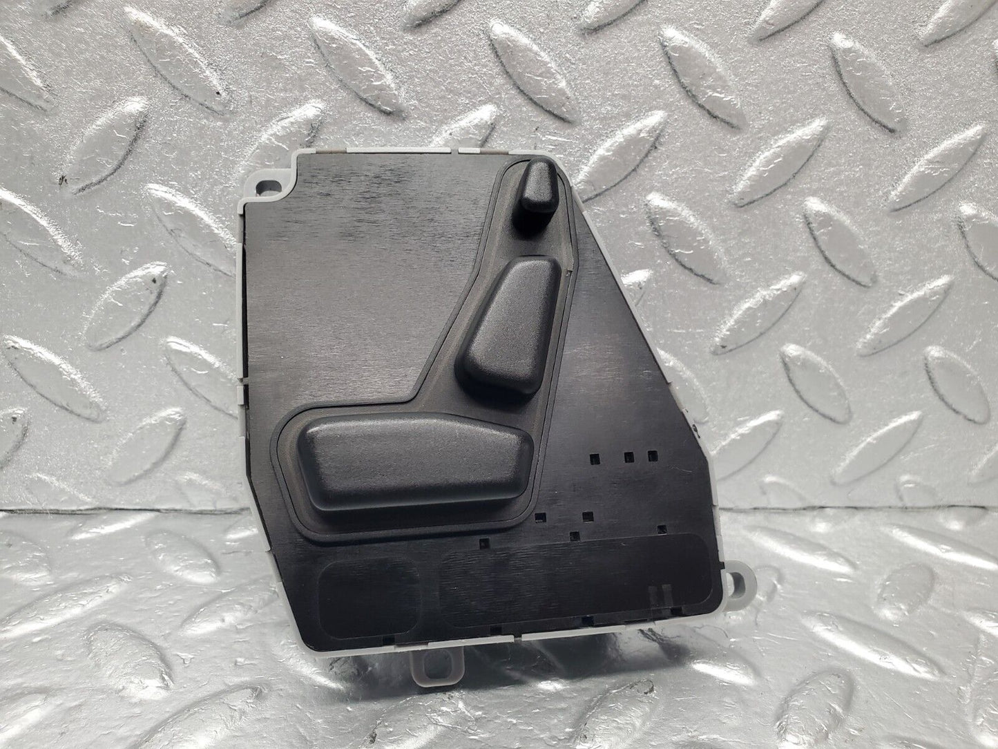46751 Mercedes-Benz R129 320SL Coupe Front Right Seat Adjust Switch 1298210451
