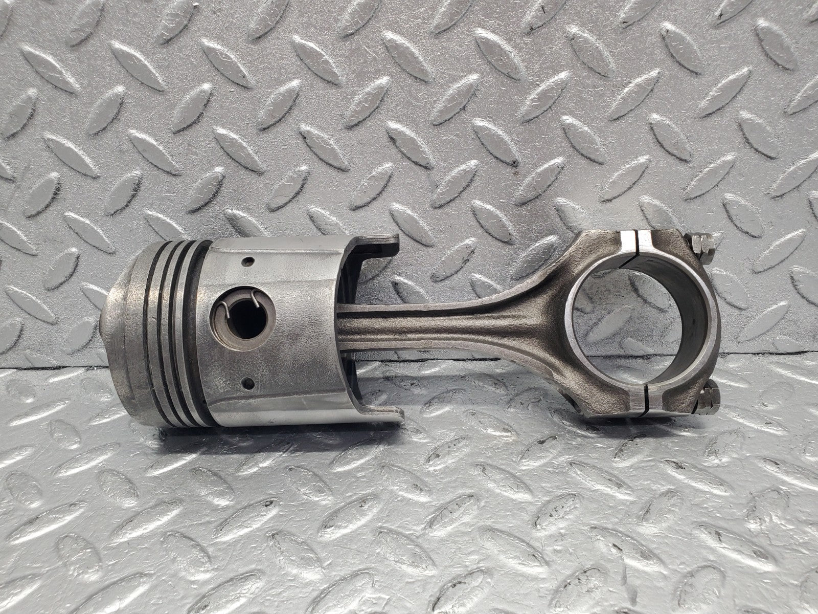 W112 piston and connecting rod used OEM
