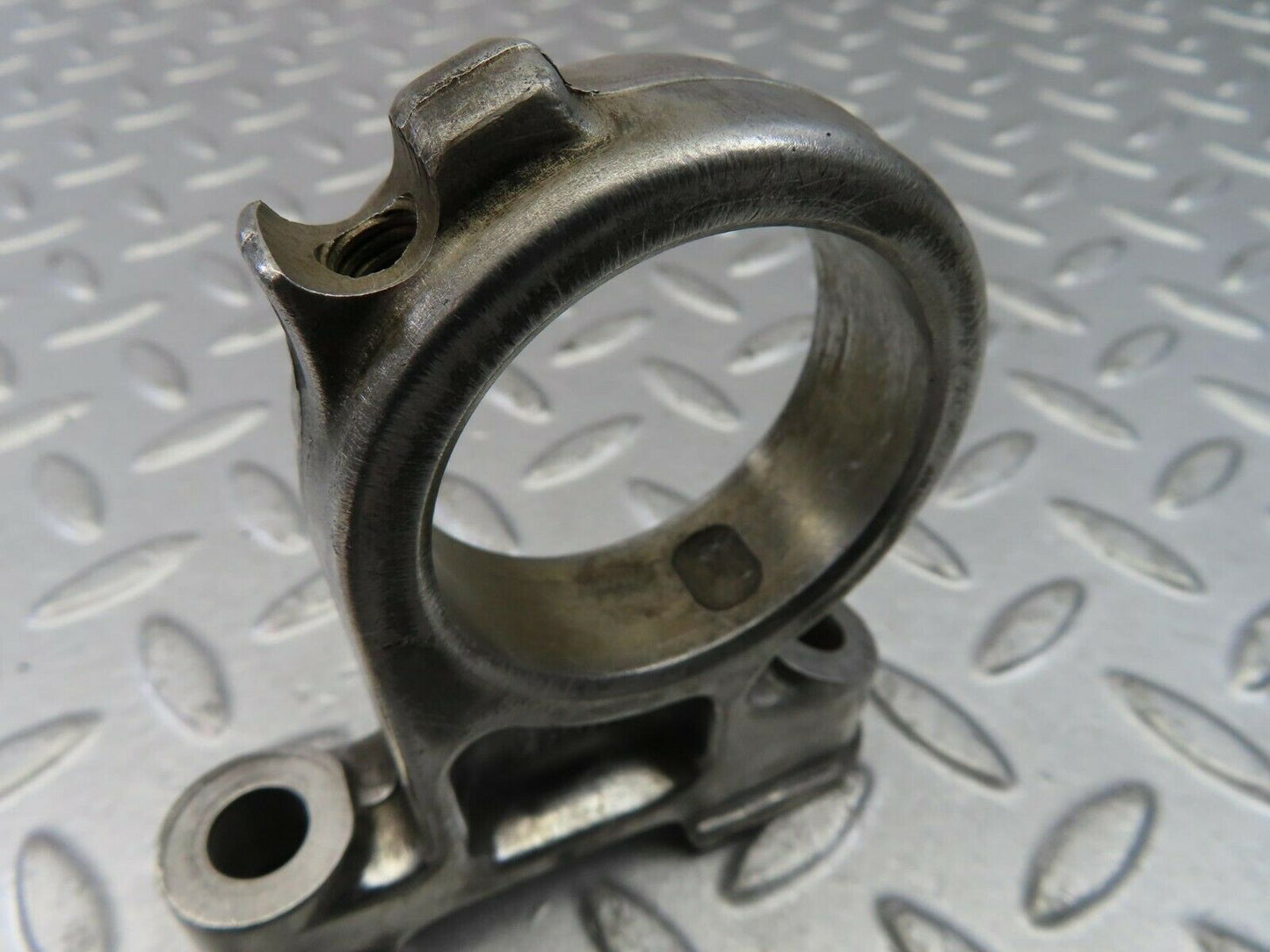 9082 Mercedes-Benz R107 Camshaft Tower Bearing 1160512112