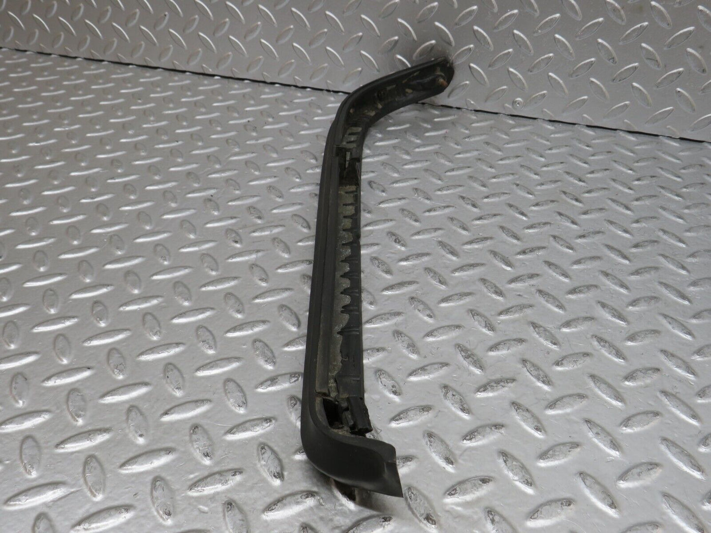 28064 Mercedes-Benz W123 280E Tail Light Moulding Trim Right Side