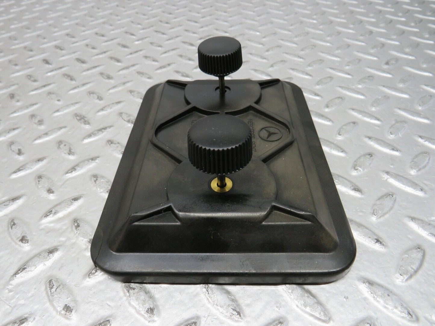 28750 Mercedes-Benz W123 230E Fuse Box Cover Lid 1235400082