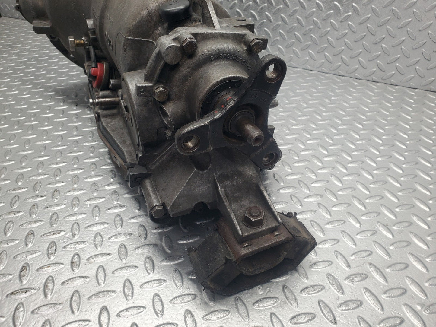47190404