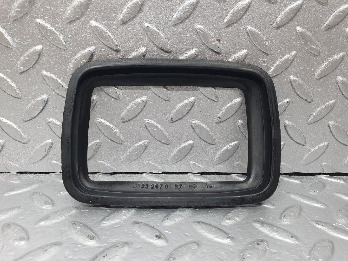 43911 Mercedes-Benz C123 230CE Coupe Gear Selector Surround Rubber 1232670197