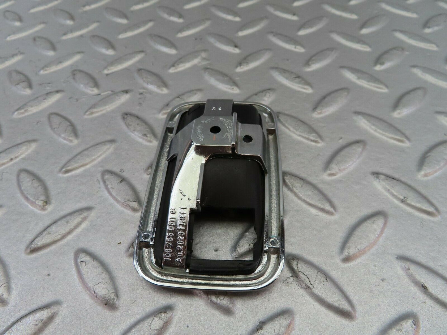 7591 Mercedes-Benz S123 230TE Wagon Chrome Frame For Door Handle 1087660611