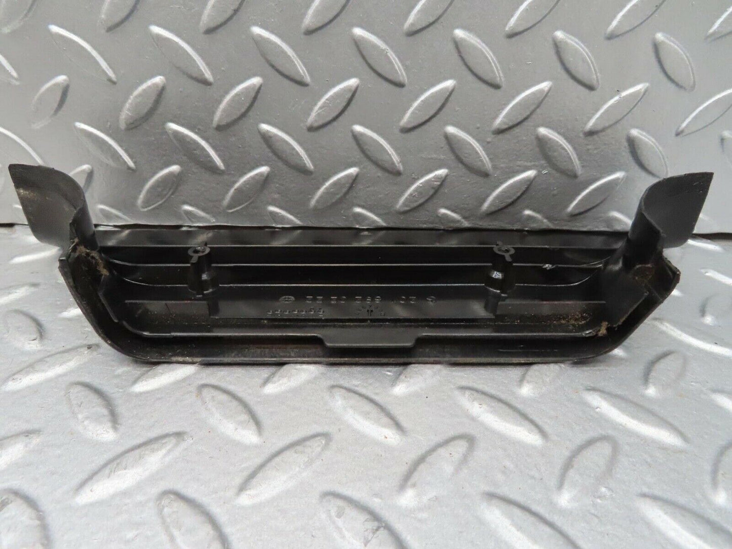 14643 Mercedes-Benz W201 190E B Pillar Bottom Cover Right Side 2016920222
