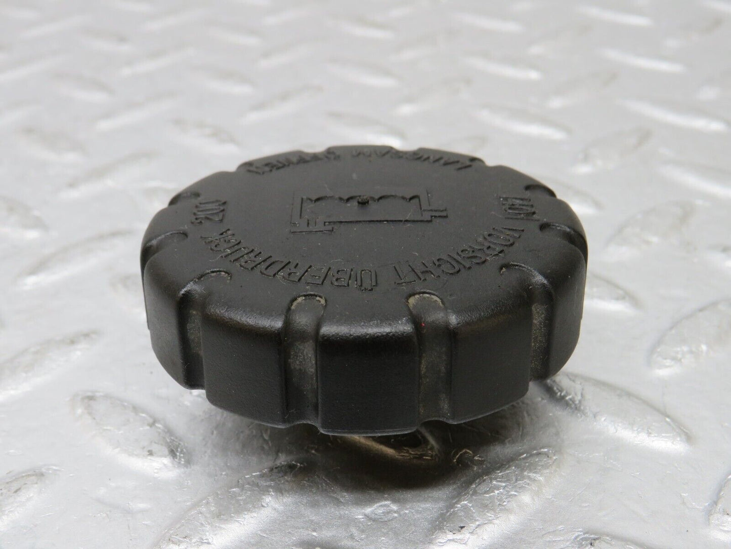 35308 Mercedes-Benz W210 Coolant Tank Reservoir Cap 2105010315
