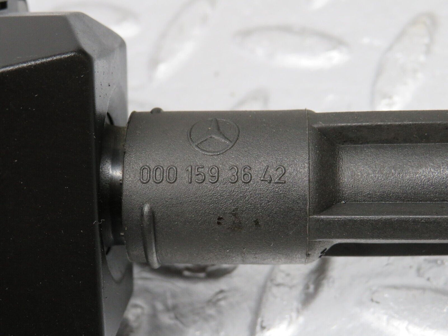 38344 Mercedes-Benz R129 280SL Coupe Ignition Coil Bosch 0221506444 0001587003 0001593642