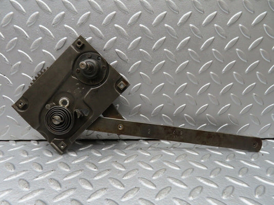 18823 Mercedes-Benz W121 190b Ponton Front Right Manual Window Regulator