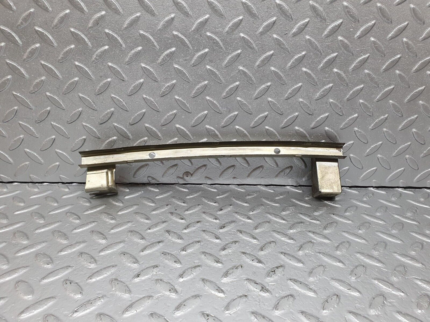 41067 Mercedes-Benz W126 300SE Rear Left Door Window Channel