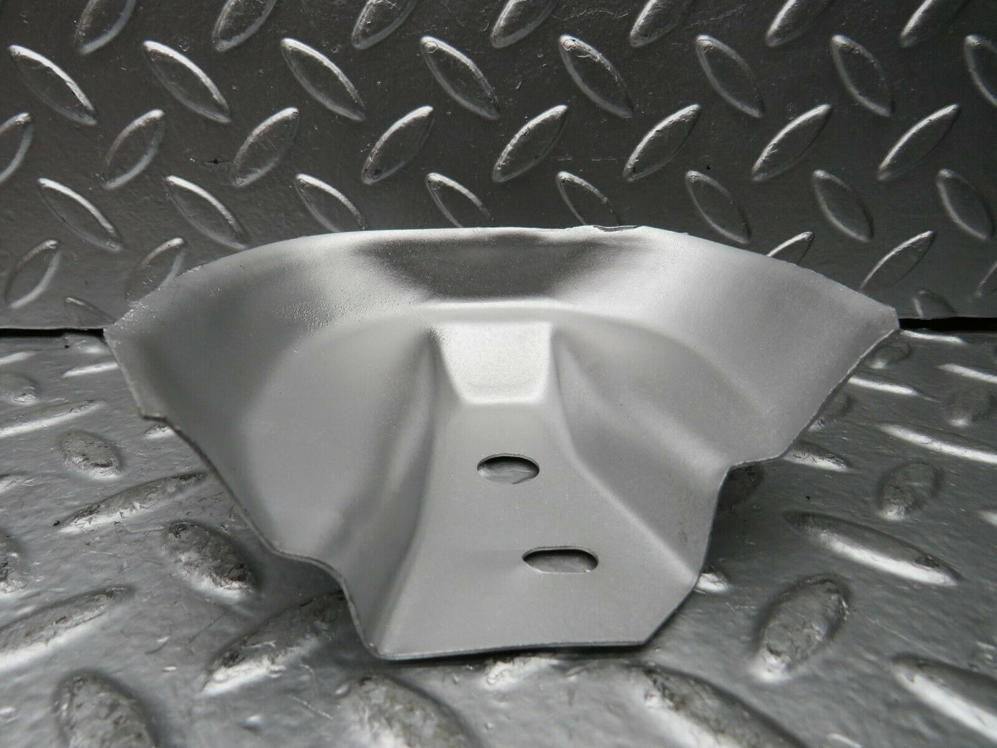 22901 Mercedes-Benz C107 450SLC Coupe Engine Mount Bracket Heat Shield Cover