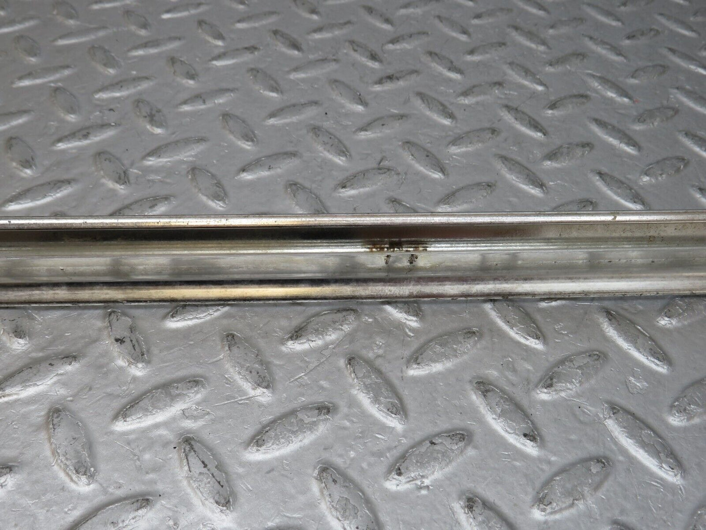 35374 Mercedes-Benz R107 280SL Right Door Chrome Trim