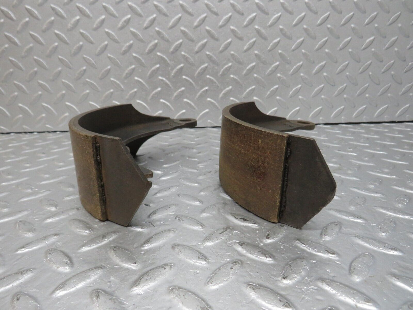 40502 Mercedes-Benz W110 230 Rear Brake Shoes 1104230808 1104230708