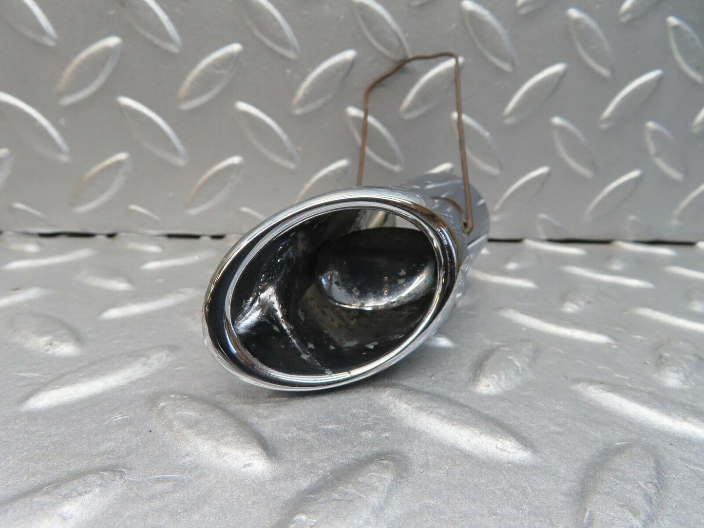 12895 Mercedes-Benz W111 220SE Dashboard Chrome Air Vent Left Side