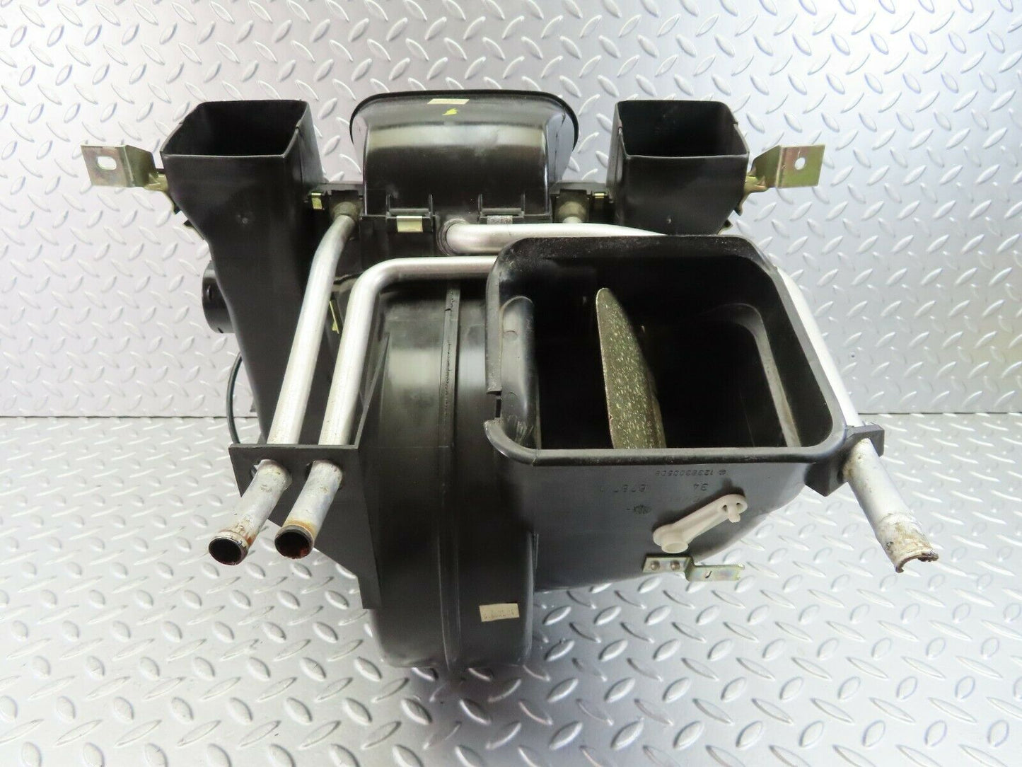 7670 Mercedes-Benz S123 230TE Wagon Heater Box Blower Housing Behr 1238300508