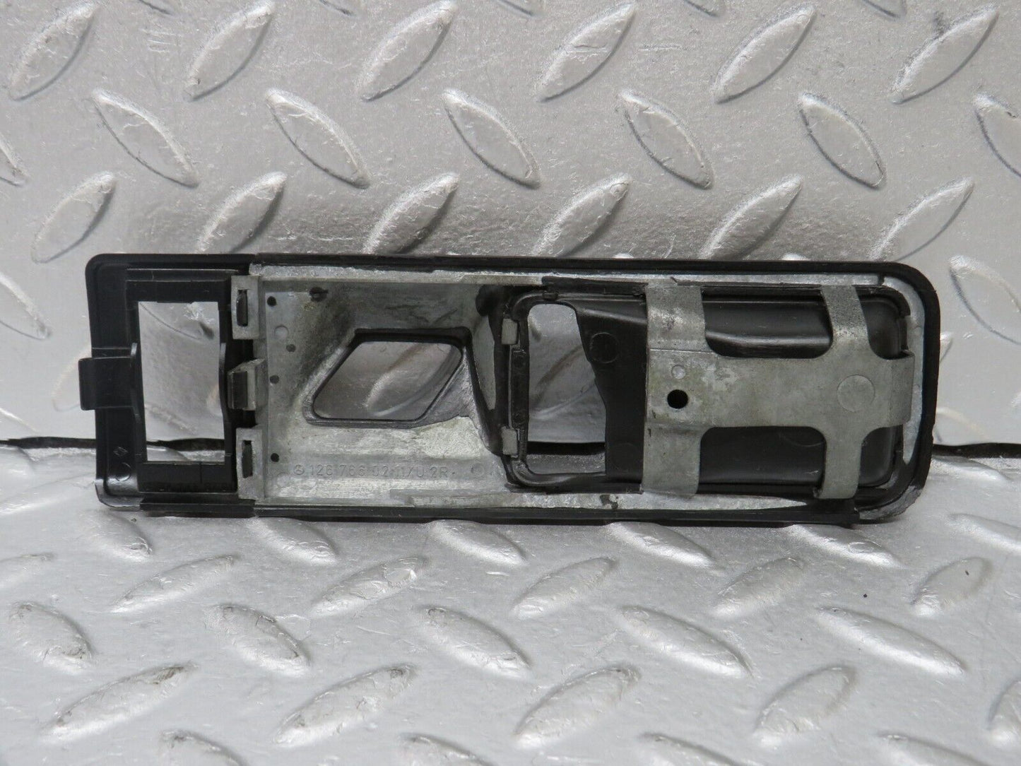 36103 Mercedes-Benz W126 420SE Interior Door Handle Frame Rear Right 1267660211 1267660491