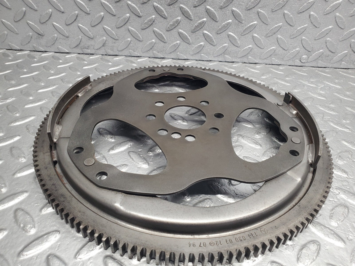 W124 Wagon flywheel starter ring used OEM