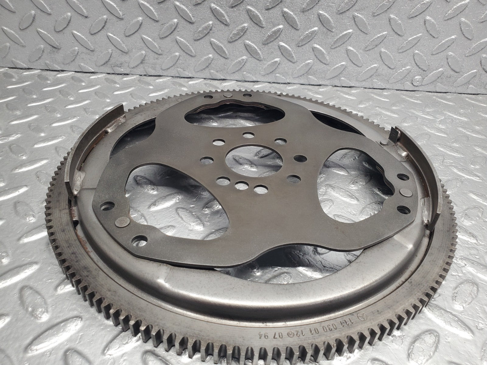 W124 Wagon flywheel starter ring used OEM