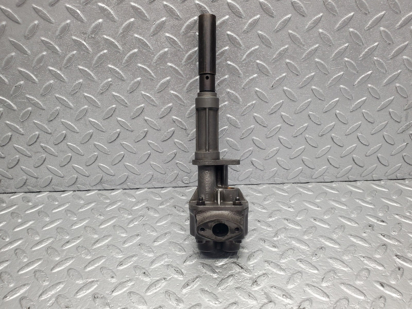 W112 oil pump used OEM