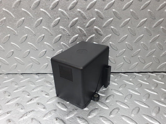 42771 Mercedes-Benz W201 190 2.0L Relay Box Cover 2015451040 2015450103