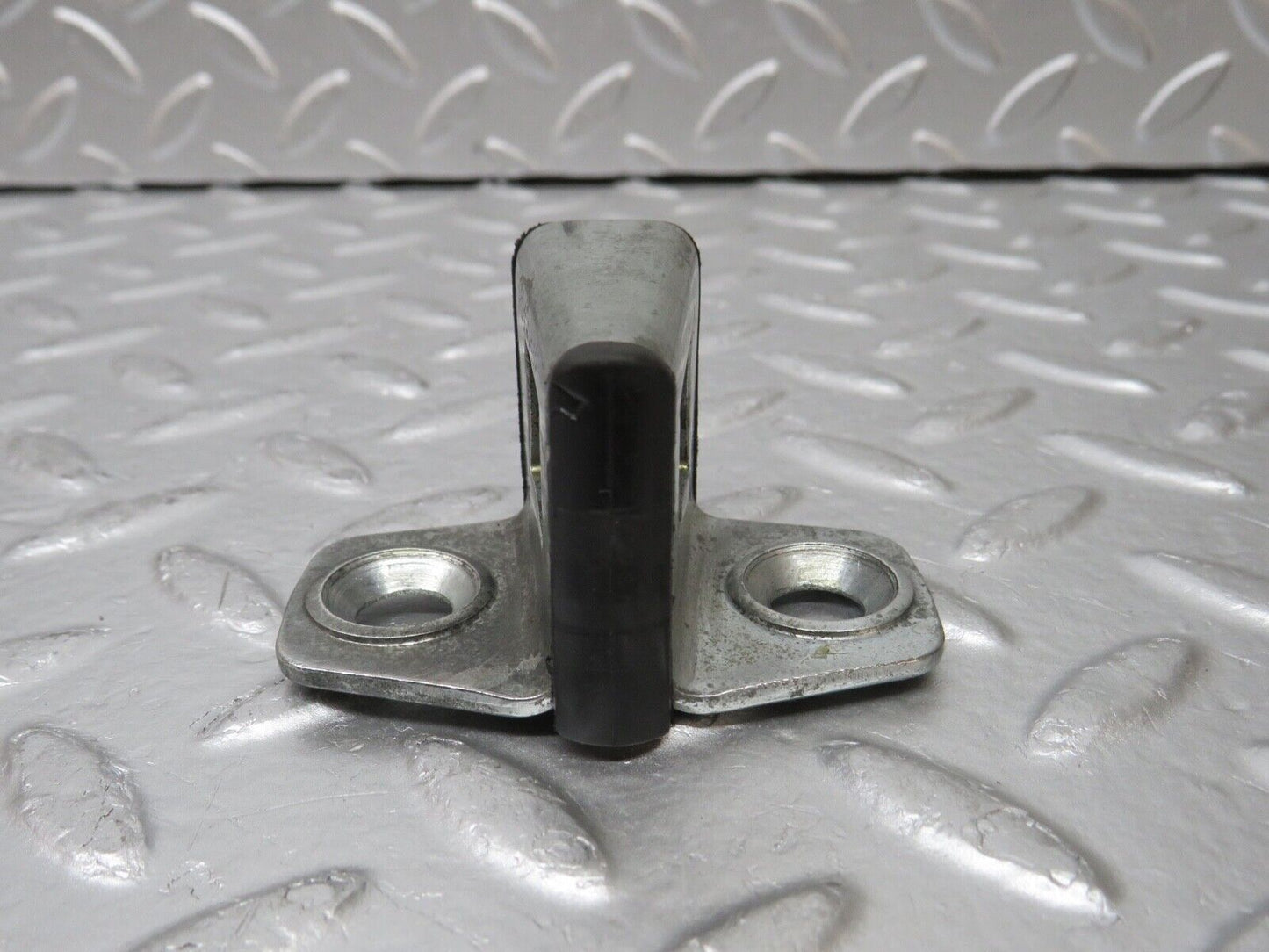 30477 Mercedes-Benz W124 230E Door Lock Latch