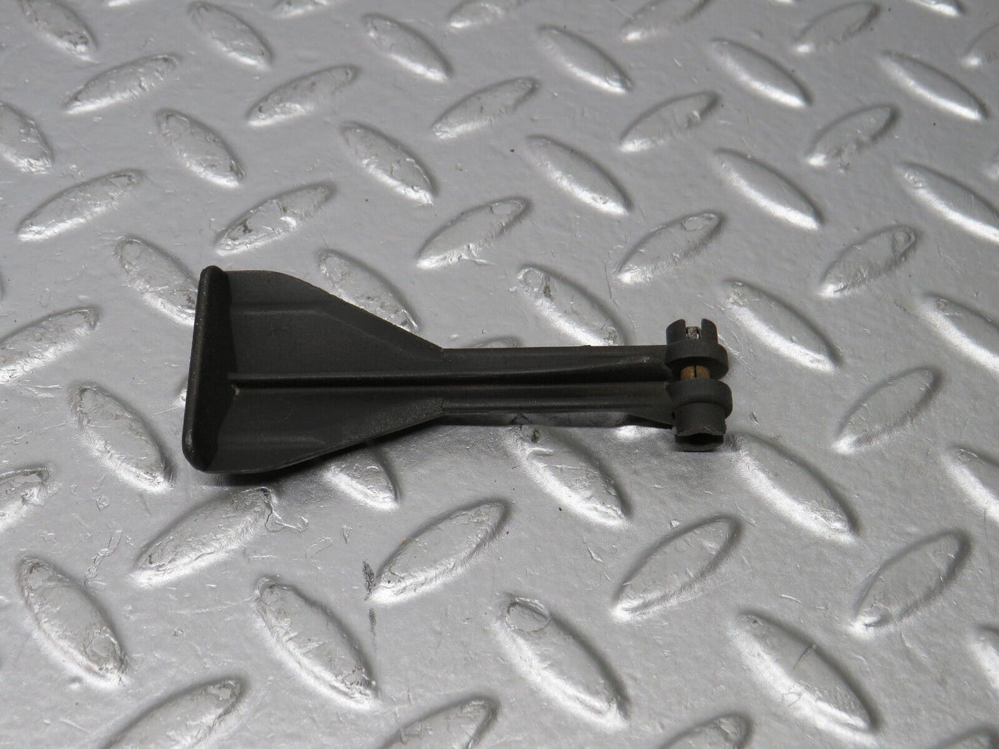 39703 Mercedes-Benz R129 320SL Coupe Bonnet Release Pull Handle 1298870127