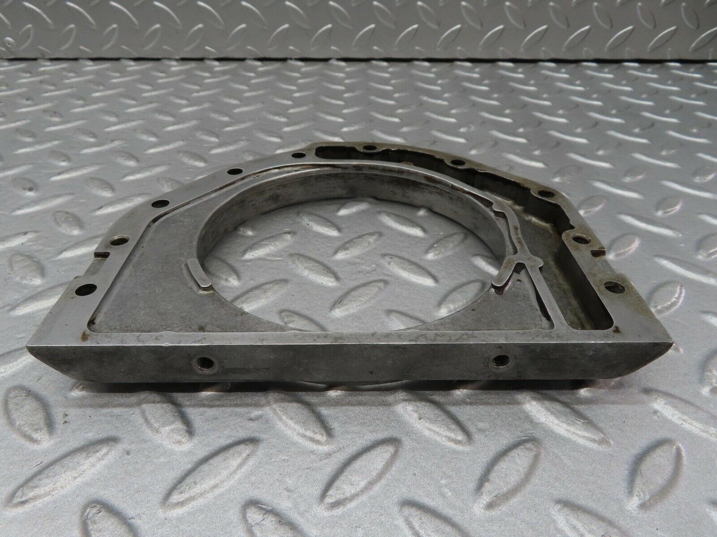 16538 Mercedes-Benz C107 350SLC Coupe Crankshaft Rear Sealing Cover 1160110608
