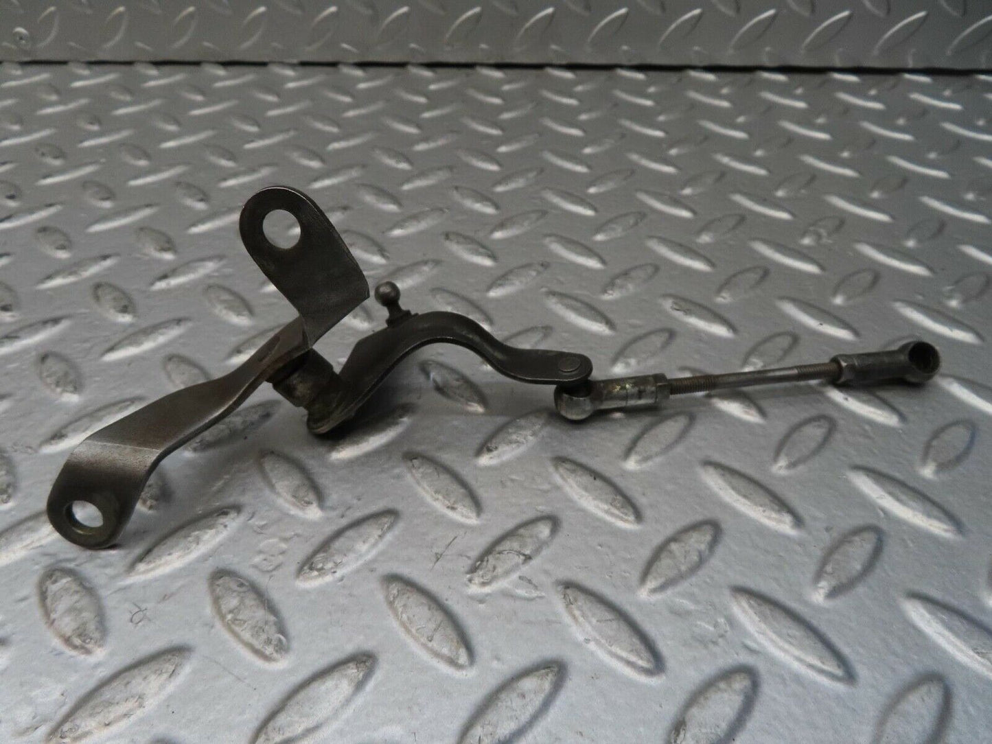 15750 Mercedes-Benz R107 450SL Throttle Linkage