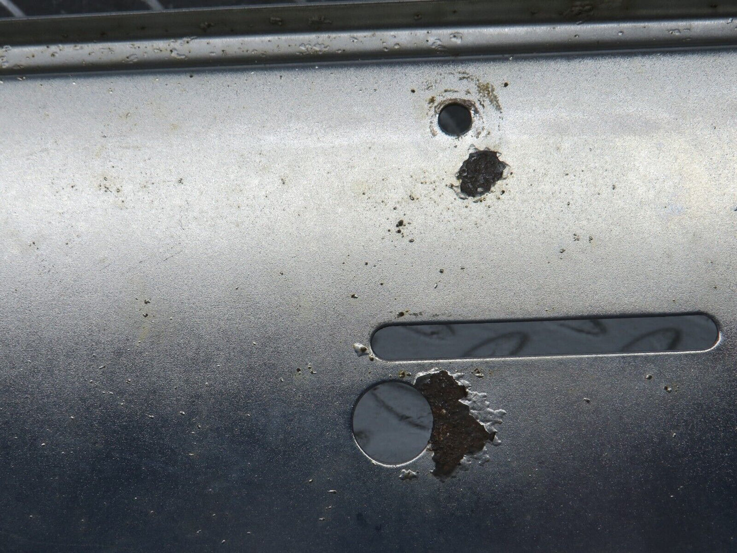 33750 Mercedes-Benz W201 190E  Rear number Plate Holder Chrome