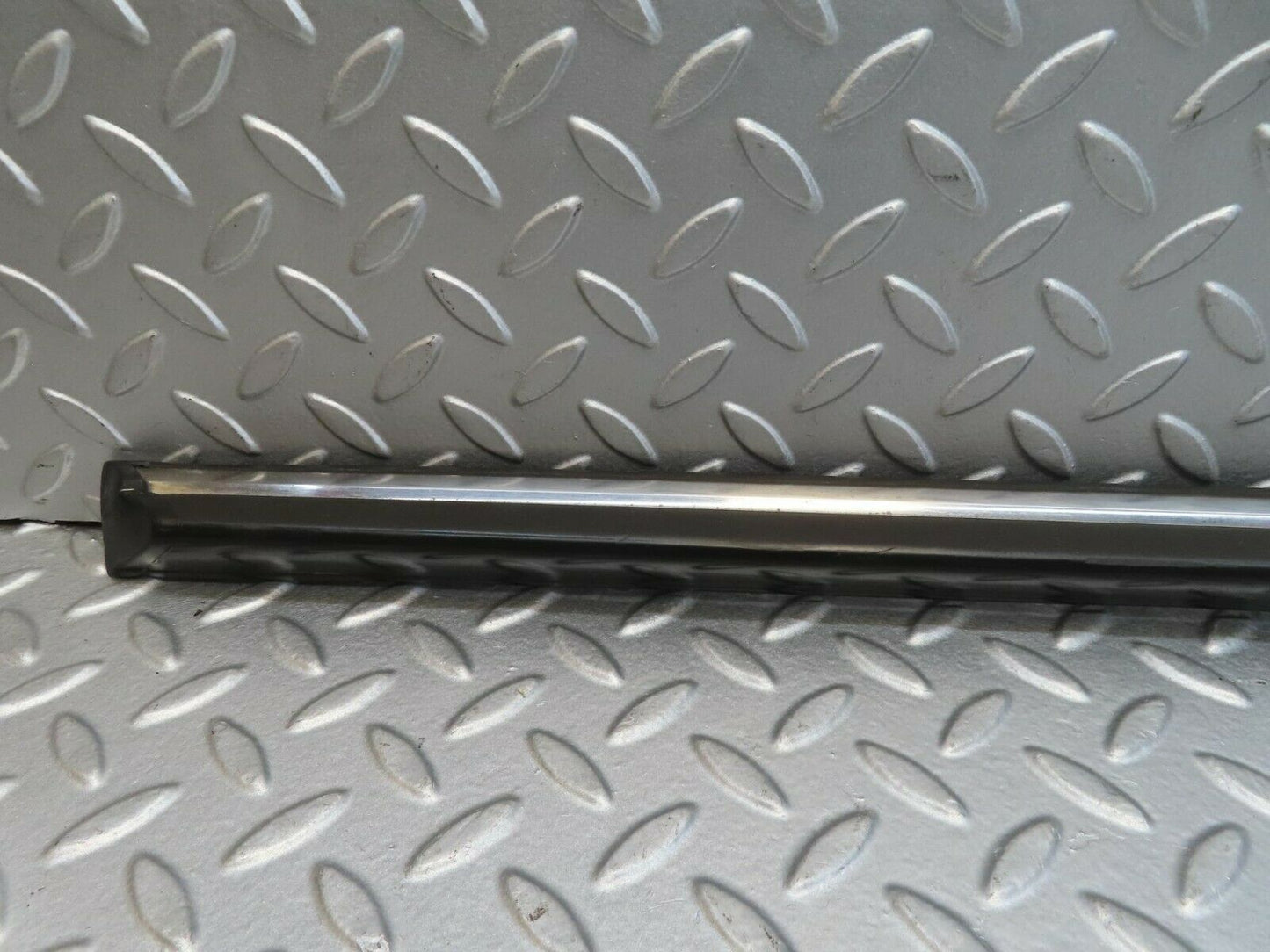 15729 Mercedes-Benz R107 450SL Coupe Left Door Centre Moulding Trim