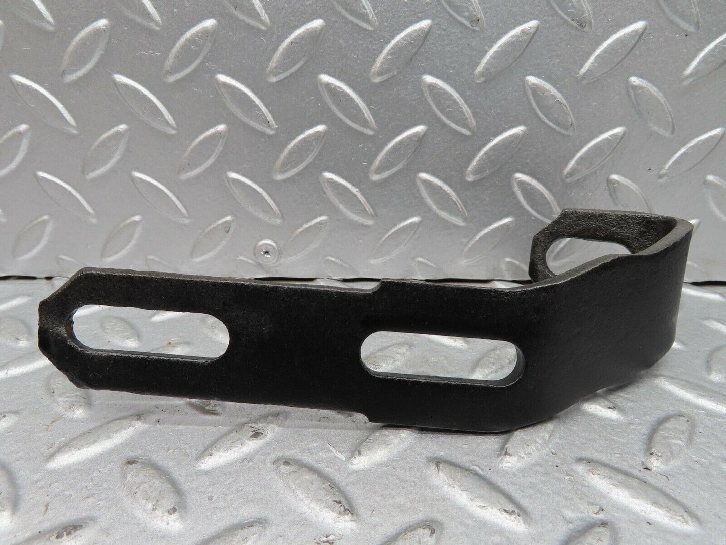 14508 Mercedes-Benz W116 350SE Front Bumper Bracket Holder