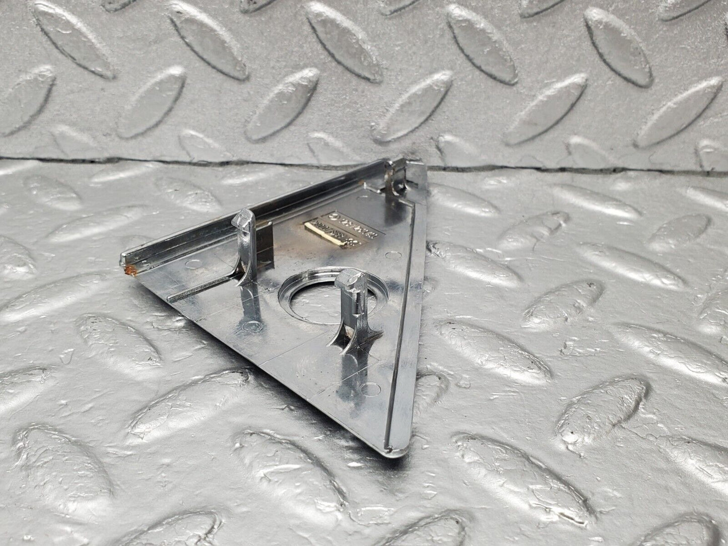 46483 Mercedes-Benz C123 280CE Coupe Mirror Triangle Chrome Cover Right 1237251411