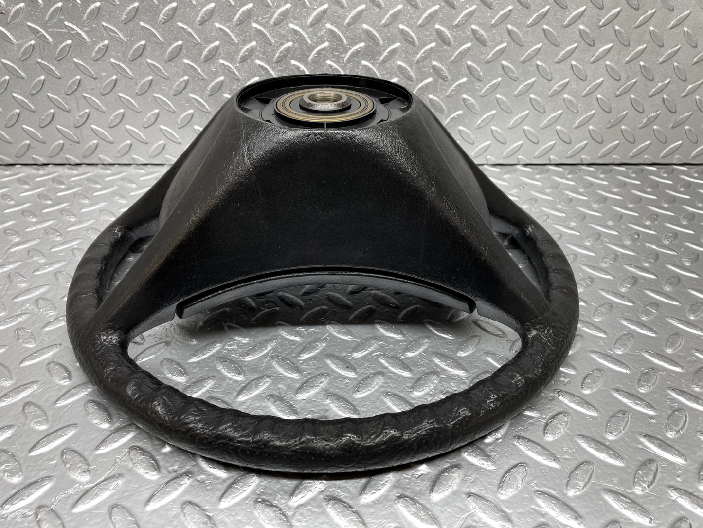 44270 Mercedes-Benz W123 280E Steering Wheel 1264640017