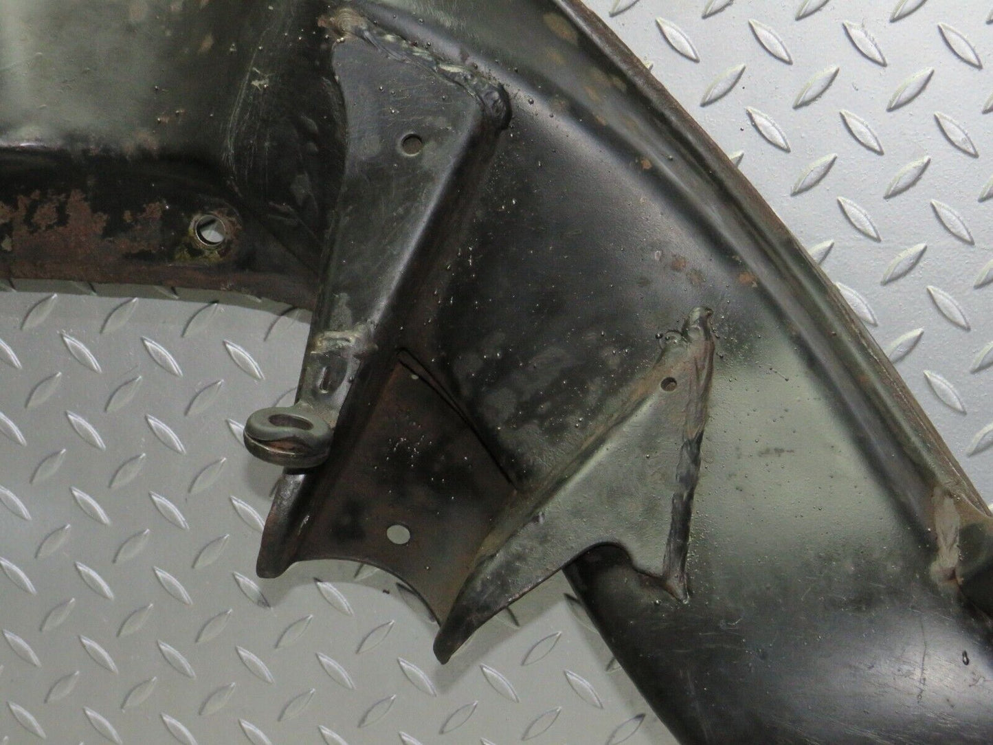 5523 Mercedes-Benz W114 280CE Coupe Rear Subframe Axle Carrier