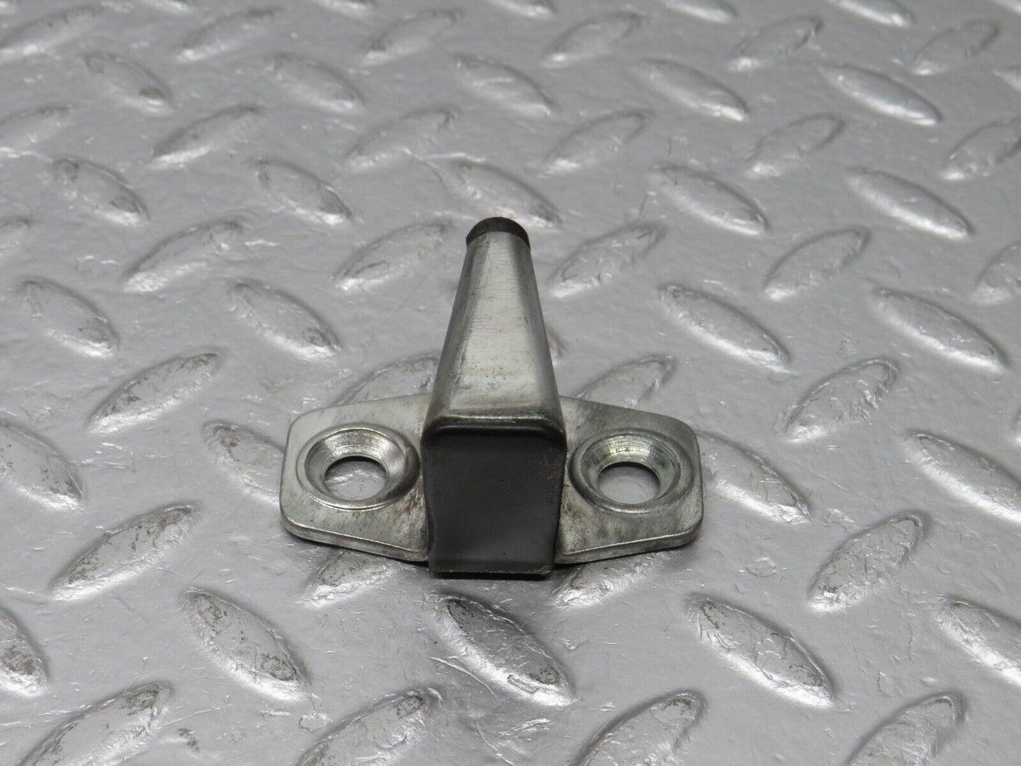 38860 Mercedes-Benz W201 190E 2.6L Door Lock Latch