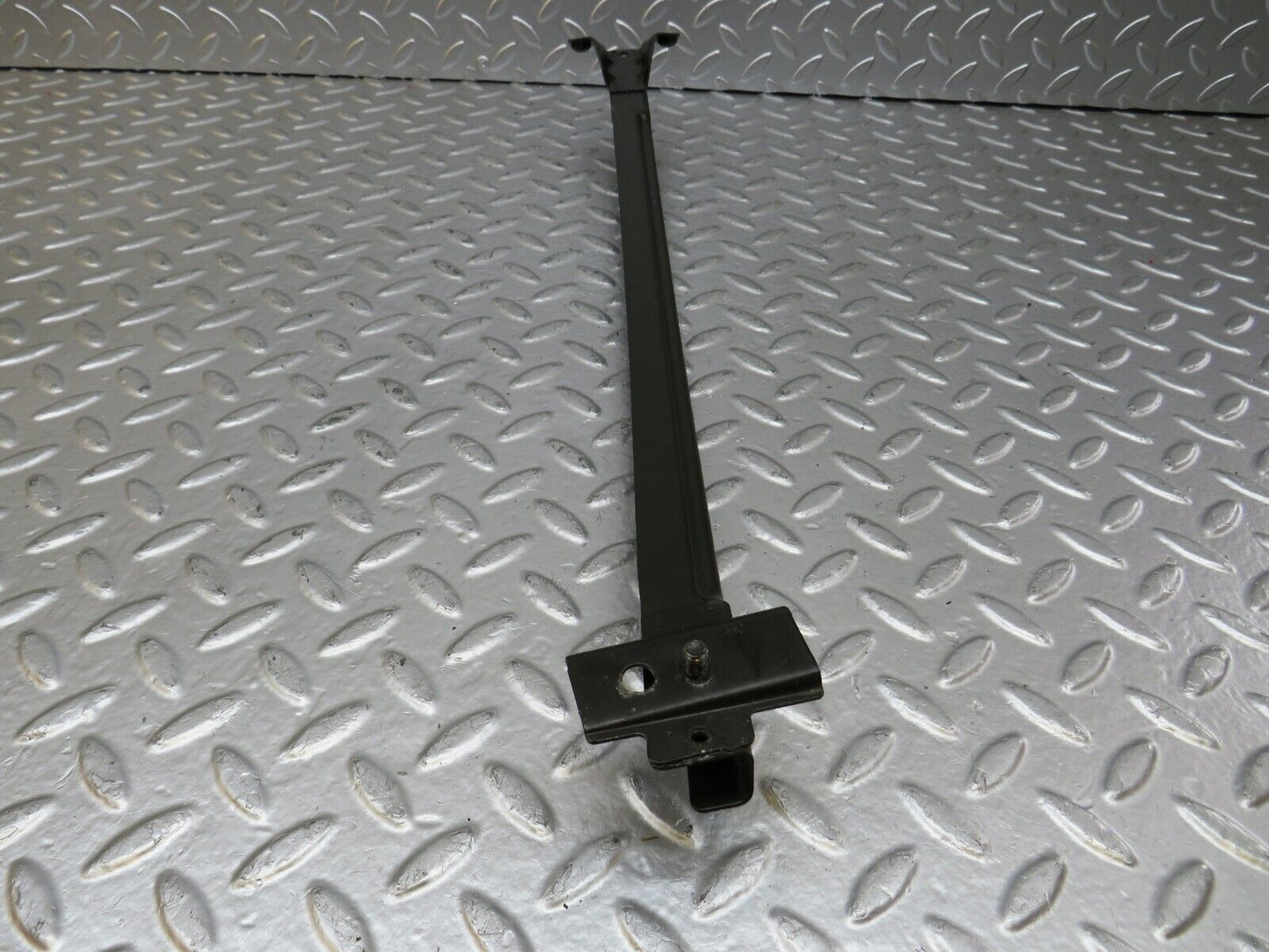 24757 Mercedes-Benz W140 S320 Front Right Door Window Channel