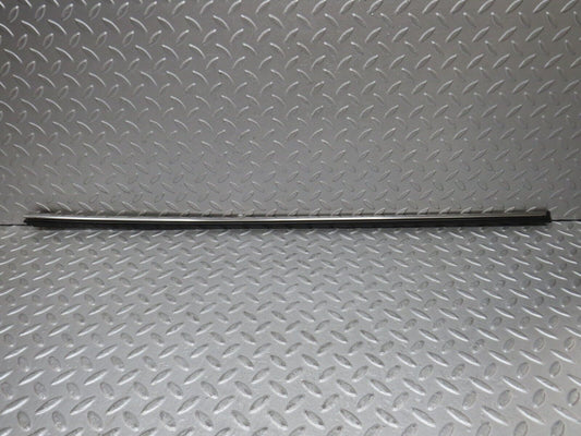 37309 Mercedes-Benz W109 300SEL Front Right Door Centre Moulding Trim