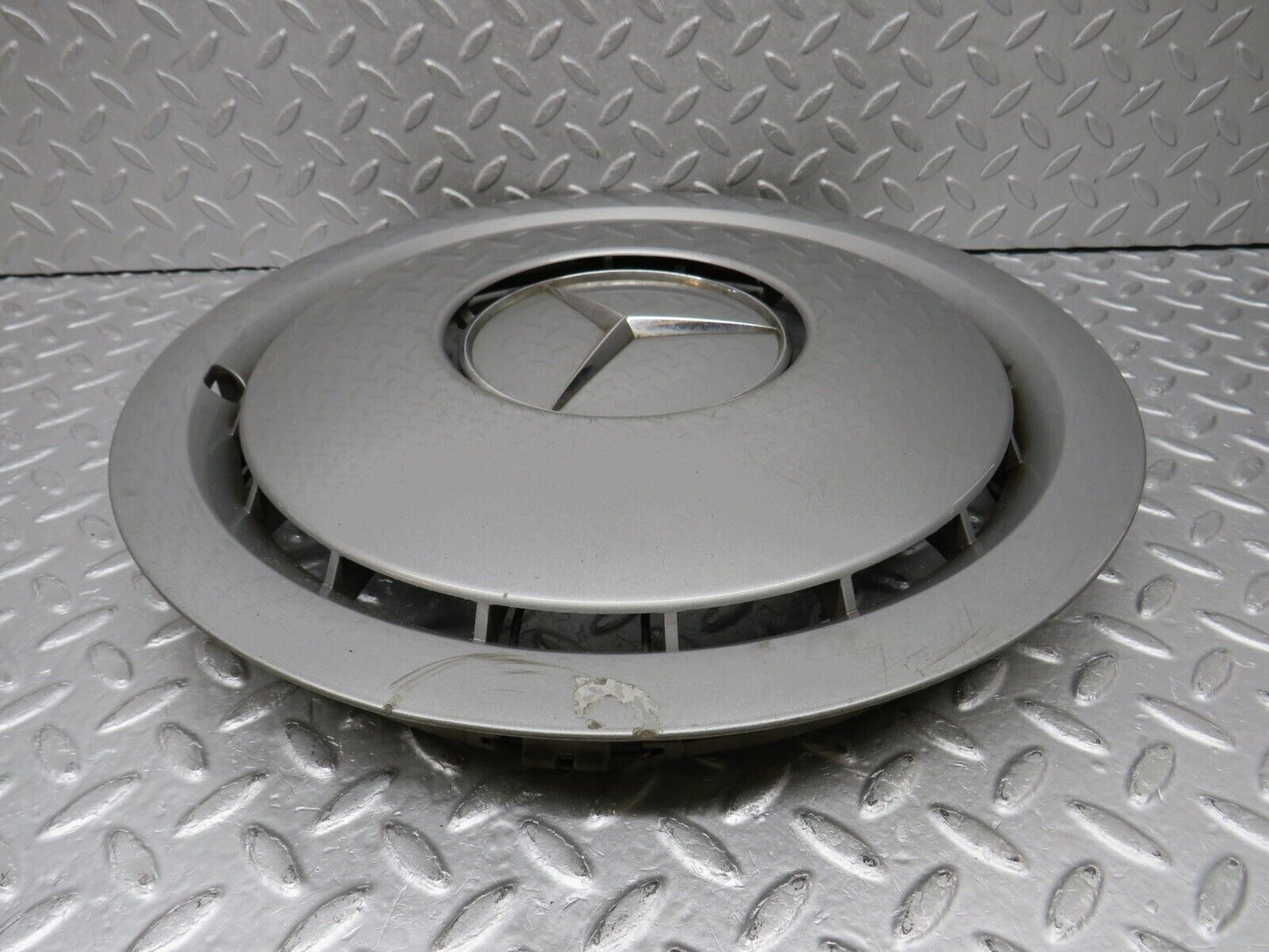 39023 Mercedes-Benz W201 190E Wheel Trim Hub Cap 14" 2014010324