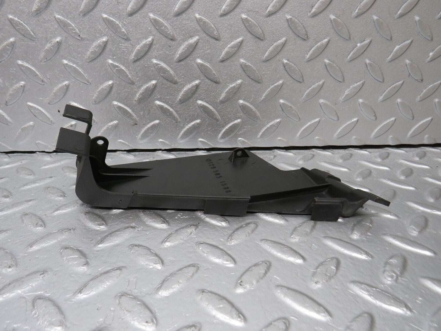 39621 Mercedes-Benz R129 320SL Coupe Radiator Fan Shroud Cover 1295051388 1295051288 1295051788