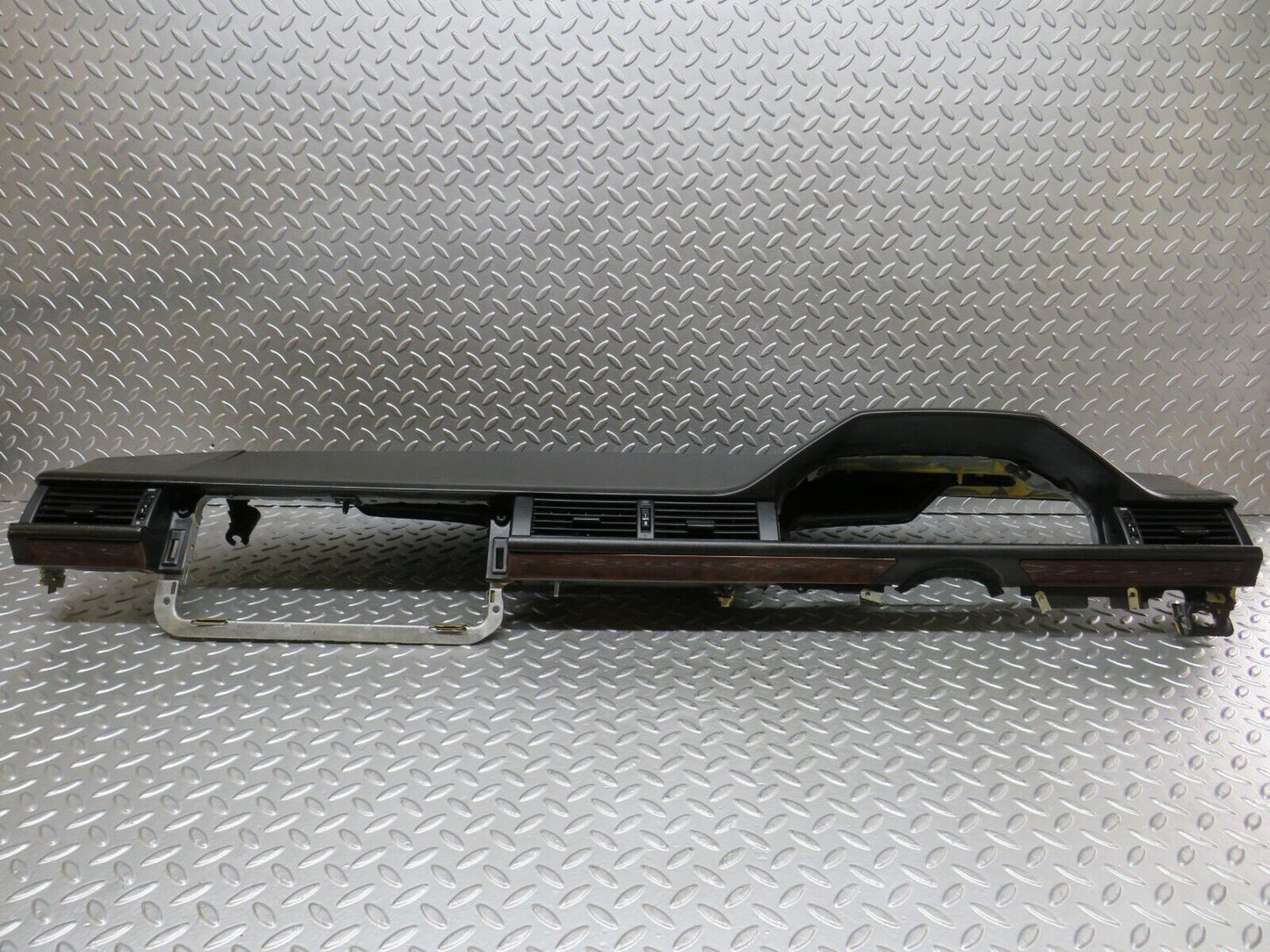26620 Mercedes-Benz C124 220CE Coupe Dashboard Black