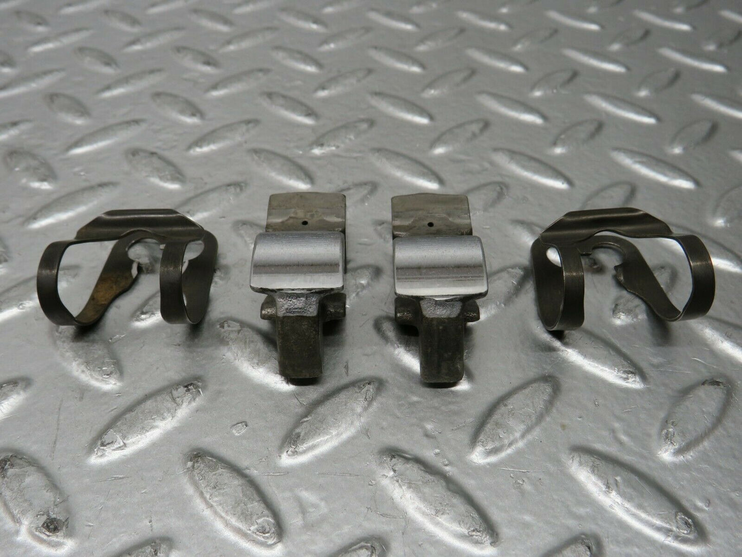 23572 Mercedes-Benz W114 280E Valve Rocker Arm With Retaining Spring